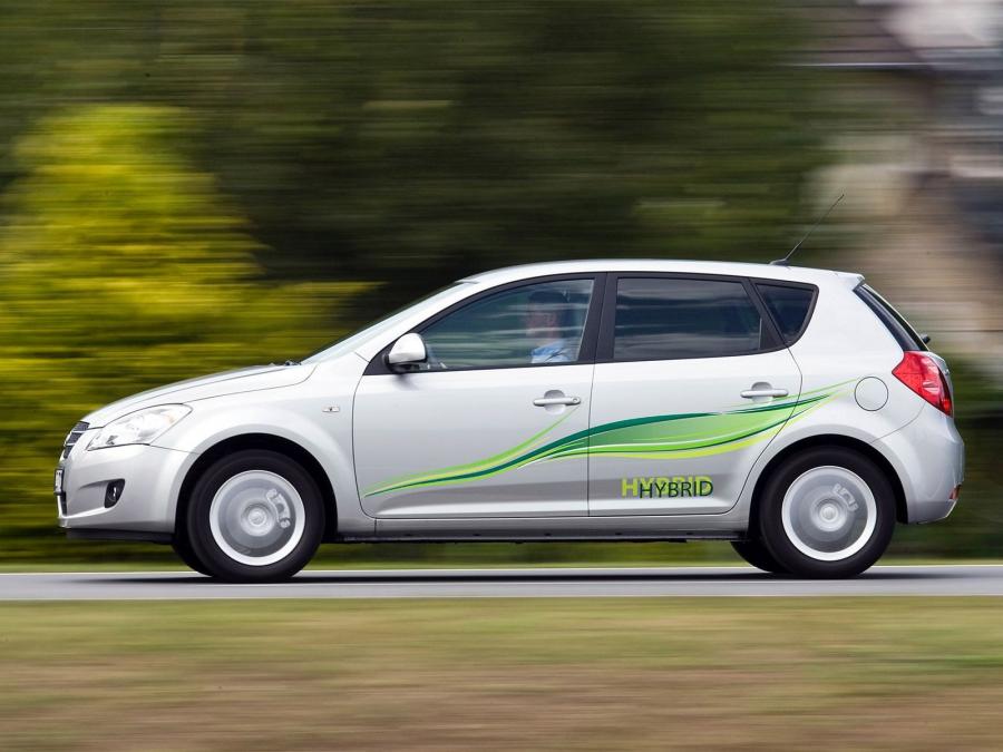  Kia cee&rsquo;d hybrid 2008 года  (фото 10 из 11)